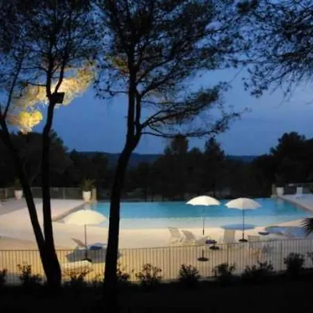 Camping 4 Etoiles - Piscine - Eechdg *